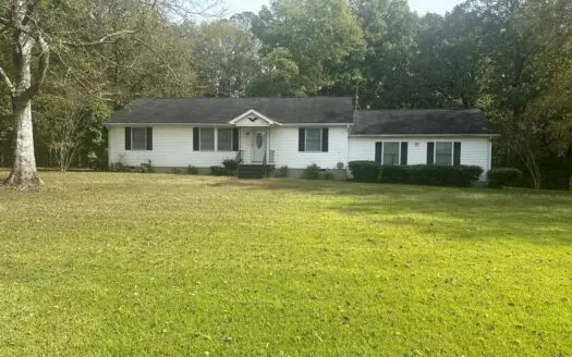 Red Oak Retreat: 5.62 Acres & Direct Access to 530 Acre WMA