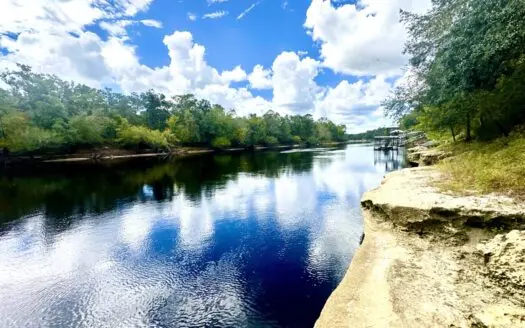River Front Lot For Sale On The Suwannee River!
