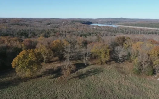 3 Acre Tract on Bull Shoals Lake Peninsula