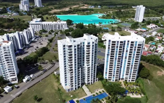 Spacious 3-Bedroom Oceanfront Condo PH Ocean 2, Playa Blanca