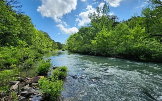 Acreage on Kiamichi River – National Forest Area