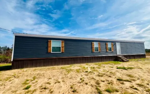 Country Home on Rolling Acreage w/ Hunting in Booneville, MS