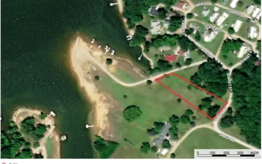 Sunset Cove Curve: Your Kerr Lake Dream Awaits