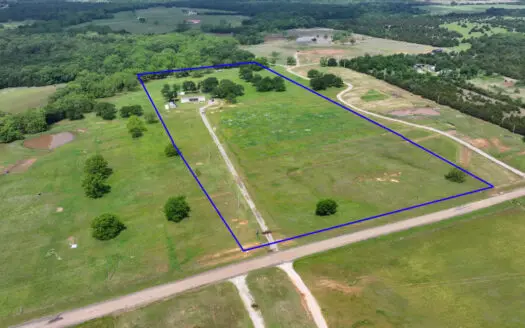 Central Oklahoma Country Home and Acreage