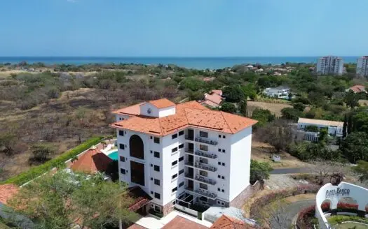 3 bedroom apartment in Punta Barco Resort, El Quetzal