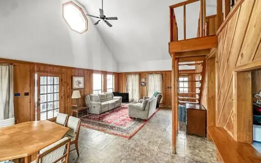 Lake Mary Cabin in Woodville, Mississippi