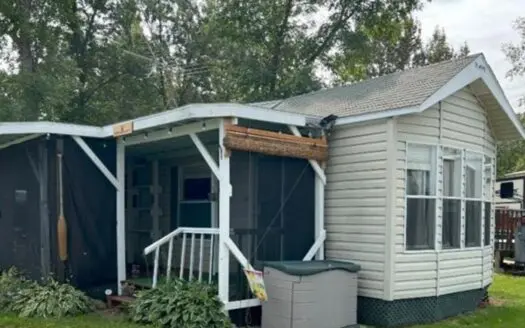 Seasonal Park Model For Sale in Oak Lake Campground, Kerrick MN