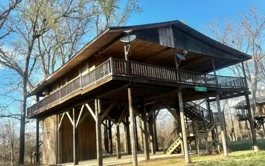 Lake Mary Waterfront Camp in Woodville MS