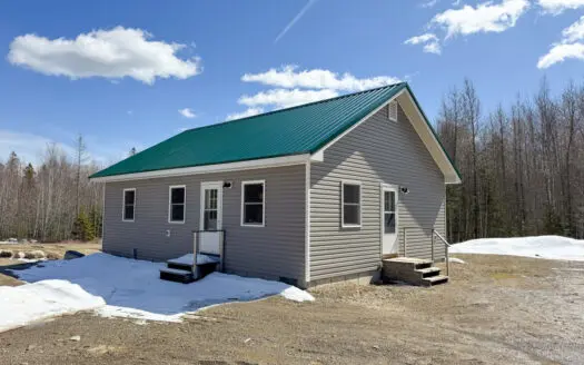 Newly Constructed 2 Bedroom Home – Wesley, Maine