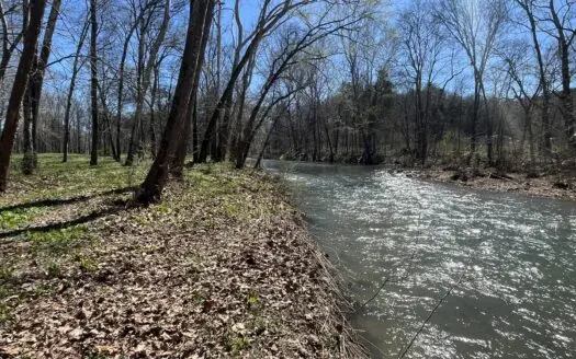 Tennessee Country Living on 13.74 Acres – Creekfront Property!