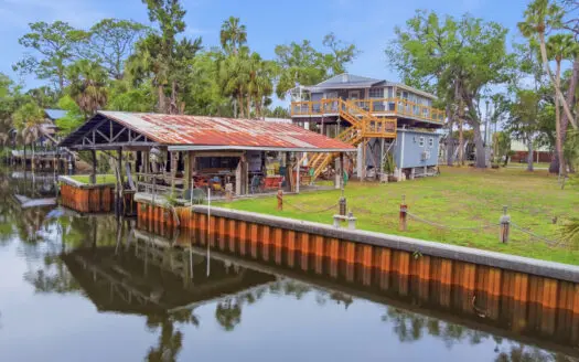 Canal Front Home With Boat House in Suwannee, FL