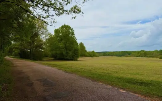 64+- Pastureland West Lincoln School Smithdale MS