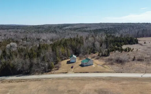 Charming 2 Bedroom Home in the Quiet Country – Prentiss, ME