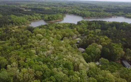 Buggs Island Retreat with Lake Access & Privacy