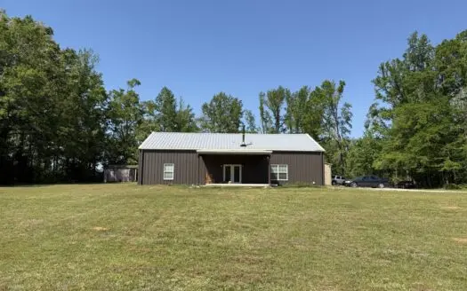 Private Country Home For Sale In Tn 35 Ac Shop Creek Fields