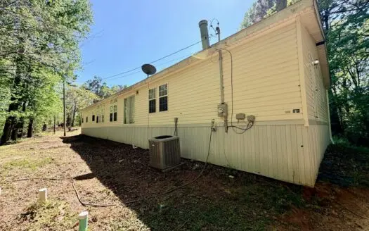 Doublewide Country Home on Acreage in Saltillo, Mississippi