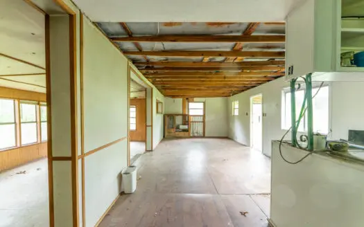 2 homes on 3 Acres | Mammoth Spring