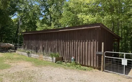 Private Country Home For Sale In Tn 45 Ac Shop Barn Creek