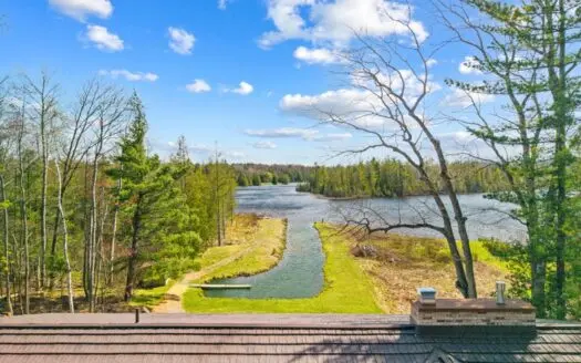 WaterFront Home with Canal and 8 Acres on Crooked Lake