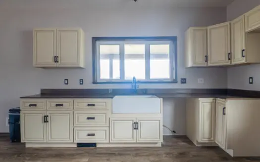 Country Home and Acreage in Summersville | Missouri Ozarks