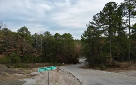 2.09 ± Acre Luxury Lot for Sale in Hochatown, OK