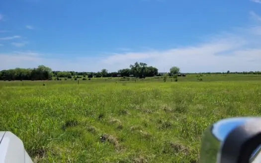 30± Acres Open Land w/ Pond Clarksville TX