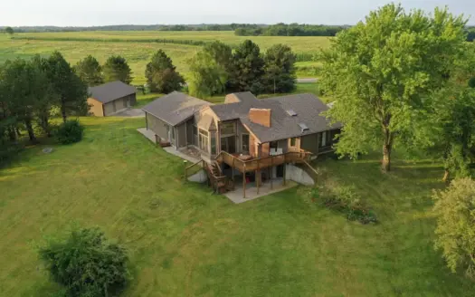 60 ACRES m/l | ALBANY, MO |  BUILDINGS AND LAKE VIEW