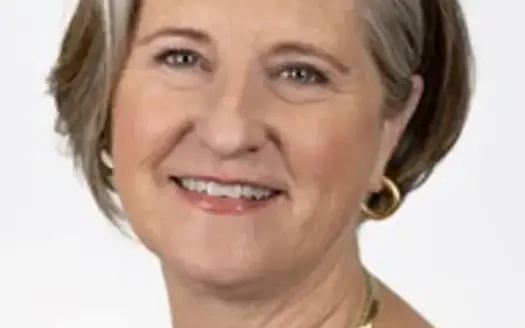 agent profile picture for Anita Hudson on recreational properties website