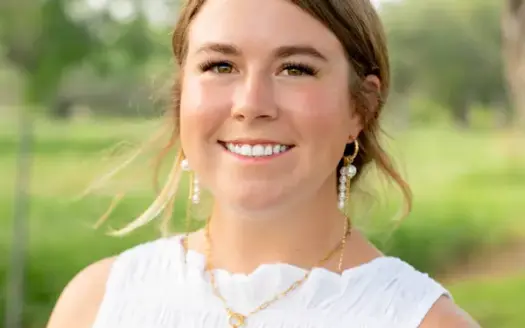agent profile picture for D'Laine Dewald on recreational properties website