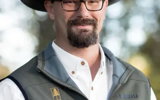 agent profile picture for Jared Laing on recreational properties website