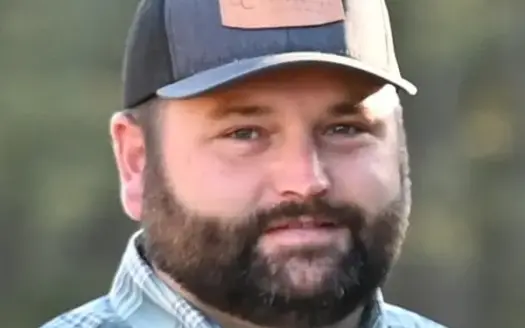 agent profile picture for Jordan Lewton on recreational properties website