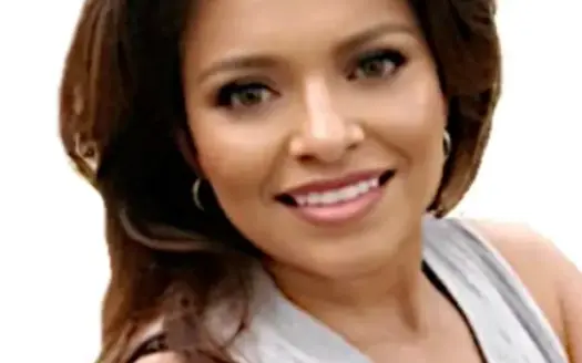 agent profile picture for Mandi Salazar on recreational properties website