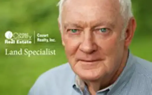 agent profile picture for Norman Cozort on recreational properties website