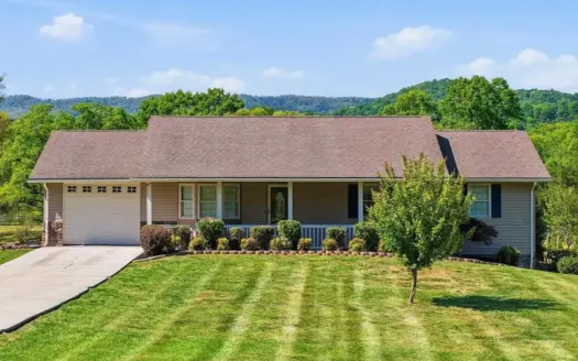 Country Home on 4.43 Acres in Grainger County, Tennessee