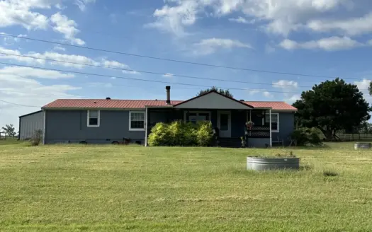 East Texas Mobile Home and Acreage For Sale