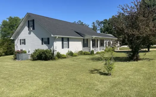 Home For Sale In Hardin Tn With 2 Ac Near Golfing & Fishing