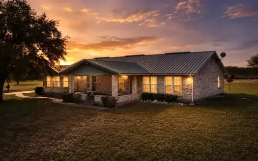 Premier Texas Waterfront Home & Property Opportunity