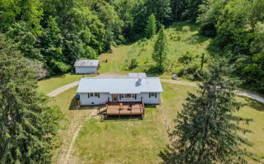 Tennessee Country Home on 20 Acres – Mini-Farm Paradise!