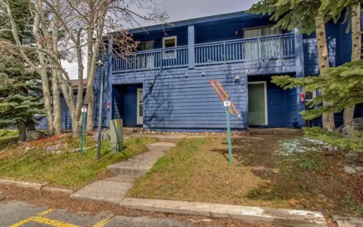 Amazing 3 BR townhome 5 minutes to Keystone Colorado