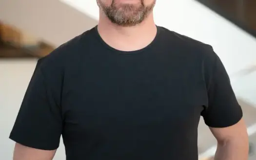 agent profile picture for Josh Genz on recreational properties website