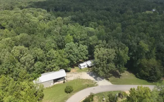 Manufactured Home & Shop near Tennessee River on 2?16 +/- Ac