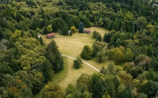 40-Acre North Clark County Homestead