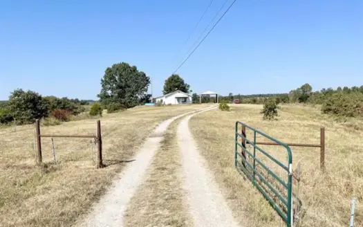 Home with 40 acres for sale Fulton County, AR