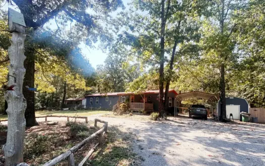 Country home in Hardy AR for sale