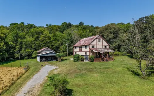 Timberframed Home W/Shop,Barns,Pond,Pasture,Deer & Turkey Hunting