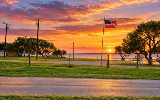 Riviera, Texas! Bay Water Views & Endless Potential!