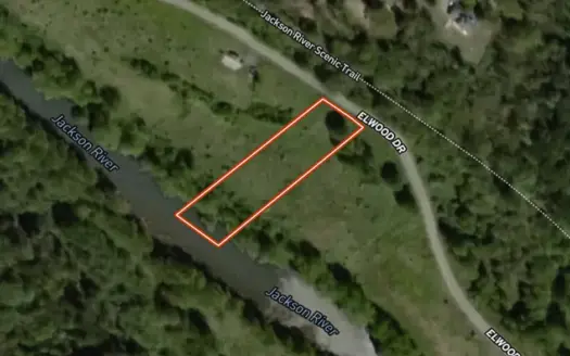 The River’s Edge – Adventure Meets Riverfront Living