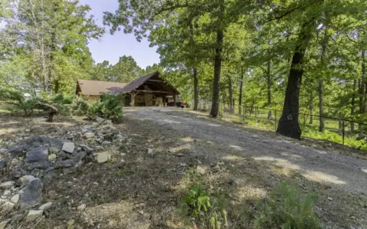 Timber Frame home on 8 acres for sale Highland, AR