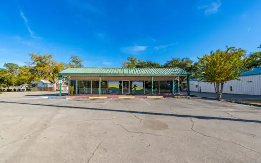 Commercial Live Oak Sub Shop for Sale in Suwannee County