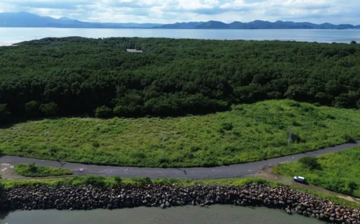 Oceanfront lots on the road to Punta Chame, La Claridad